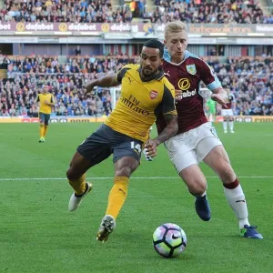 Theo Walcott vs Ben Mee: A Premier League Showdown at Burnley's Turf Moor (2016-17) Theo Walcott vs Ben Mee: A Premier League Showdown at Burnley's Turf Moor (2016-17)