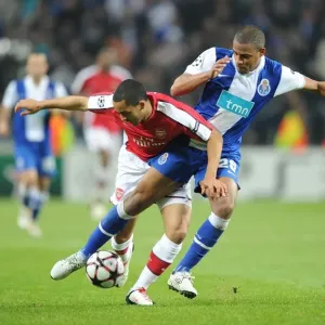 Theo Walcott vs. Fernando: A Champions League Battle at Estadio Do Dragao (2010)