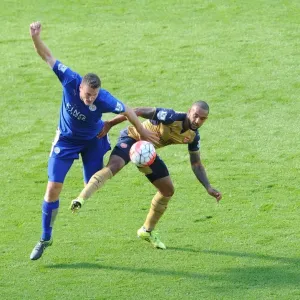Theo Walcott vs. Robert Huth: A Football Battle at the King Power Stadium (2015/16 Premier League) Theo Walcott vs. Robert Huth: A Football Battle at the King Power Stadium (2015/16 Premier League)
