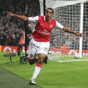 Theos Walcotts Doppelfazit: Arsenals überwältigendes Sieg mit 7-0 gegen Slavia Prag im UEFA Champions League