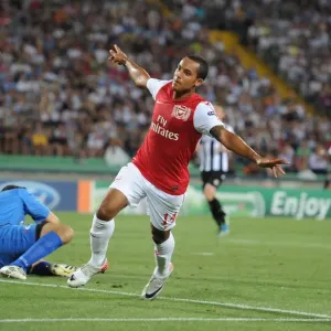 Theo Walcott's Brace: Securing Arsenal's Champions League Spot vs Udinese (2011) Theo Walcott's Brace: Securing Arsenal's Champions League Spot vs Udinese (2011)