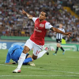 Theo Walcott's Brace: Securing Arsenal's UEFA Champions League Spot vs Udinese (2011) Theo Walcott's Brace: Securing Arsenal's UEFA Champions League Spot vs Udinese (2011)