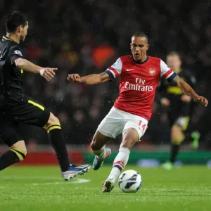 Theo Walcott's Brilliant Performance: Arsenal Crushes Wigan Athletic 4-1