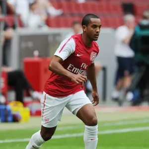 Theo Walcott's Brilliant Performance: Arsenal Secures Pre-Season Victory over Cologne