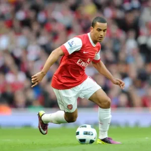 Theo Walcott's Determined Standoff at Emirates: Arsenal vs. Blackburn Rovers, 0-0 Barclays Premier League (April 2011)