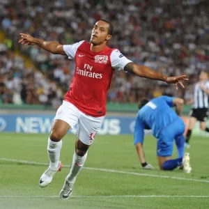 Theo Walcott's Double: Securing Arsenal's UEFA Champions League Spot vs Udinese (2011) Theo Walcott's Double: Securing Arsenal's UEFA Champions League Spot vs Udinese (2011)