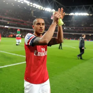 Theo Walcott's Emotional Lap of Honor: Arsenal's 4-1 Victory over Wigan Athletic (Barclays Premier League, 2013)