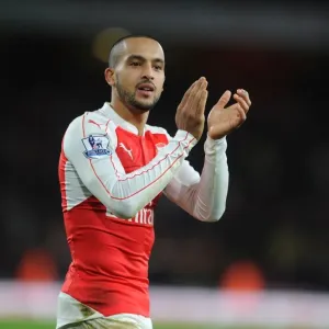 Theo Walcott's Euphoric Moment with Arsenal Fans: Arsenal vs Manchester City (2015-16) Theo Walcott's Euphoric Moment with Arsenal Fans: Arsenal vs Manchester City (2015-16)