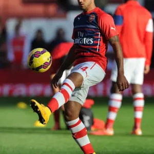 Theo Walcott's Focus: Arsenal Star's Pre-Game Routine before Taking on Burnley, Premier League 2014 Theo Walcott's Focus: Arsenal Star's Pre-Game Routine before Taking on Burnley, Premier League 2014