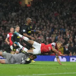 Theo Walcott's Goal: Arsenal Secures Victory Over Wigan Athletic (2012-13)