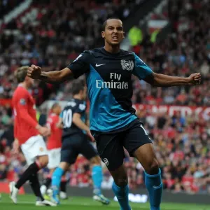 Theo Walcott's Goal: Manchester United vs. Arsenal, Premier League 2011-12 Theo Walcott's Goal: Manchester United vs. Arsenal, Premier League 2011-12