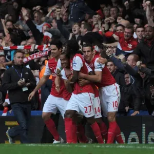 Theo Walcott's Hat-Trick: Arsenal's Thrilling 5-3 Victory Over Chelsea