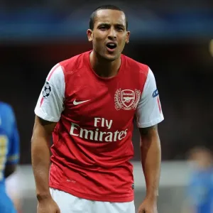Theo Walcott's Scoreless Duel: Arsenal vs Marseille in UEFA Champions League Group F (11/1/11, Emirates Stadium) Theo Walcott's Scoreless Duel: Arsenal vs Marseille in UEFA Champions League Group F (11/1/11, Emirates Stadium)