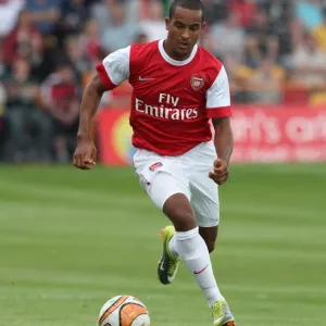 Theo Walcott's Shining Performance: Arsenal's 4-0 Pre-Season Victory Over Barnet Theo Walcott's Shining Performance: Arsenal's 4-0 Pre-Season Victory Over Barnet