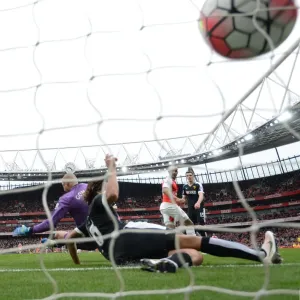 Theo Walcott's Stunning Goal: Arsenal's Game-Changing Moment vs. Watford (2015-16) Theo Walcott's Stunning Goal: Arsenal's Game-Changing Moment vs. Watford (2015-16)