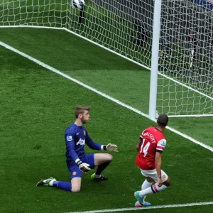 Theo Walcott's Stunning Goal: Arsenal's Triumph Over Manchester United and David De Gea (2012-13) Theo Walcott's Stunning Goal: Arsenal's Triumph Over Manchester United and David De Gea (2012-13)