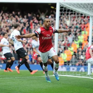 Theo Walcott's Thrilling Goal: Arsenal vs. Manchester United, Premier League 2012-13 Theo Walcott's Thrilling Goal: Arsenal vs. Manchester United, Premier League 2012-13