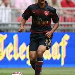 Theo Walcott's Thrilling Goal: Arsenal's 2-1 Victory Over Lazio at Amsterdam ArenA (2007) Theo Walcott's Thrilling Goal: Arsenal's 2-1 Victory Over Lazio at Amsterdam ArenA (2007)