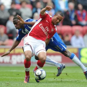 Theo Walcott's Thrilling Goal: Arsenal's Comeback at Wigan (FA Premier League, 18/4/2010)