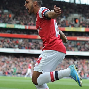 Theo Walcott's Thrilling Goal: Arsenal's Victory Over Manchester United, Premier League 2012-13 - A Iconic Moment in Arsenal Football Club History