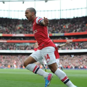 Theo Walcott's Thrilling Goal: Arsenal's Victory Over Manchester United, Premier League 2012-13 Theo Walcott's Thrilling Goal: Arsenal's Victory Over Manchester United, Premier League 2012-13