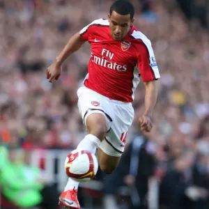 Theo Walcott's Unforgettable Night: Arsenal's 2-0 Victory over Manchester City, 2009 Premier League Theo Walcott's Unforgettable Night: Arsenal's 2-0 Victory over Manchester City, 2009 Premier League