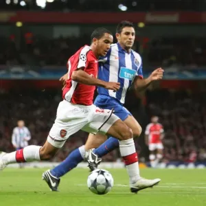 Theo Walcott's Unforgettable Night: Arsenal's 4-0 Thrashing of FC Porto in the Champions League