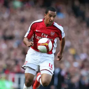 Theo Walcott's Unforgettable Performance: Arsenal's Triumph over Manchester City, 2009 Premier League Theo Walcott's Unforgettable Performance: Arsenal's Triumph over Manchester City, 2009 Premier League