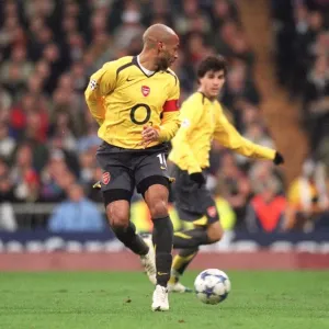 Thierry Henry (Arsenal) backheel. Real Madrid 0: 1 Arsenal