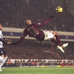 Thierry Henry (Arsenal) Danny Gabbidon (West Ham). Arsenal 2: 3 West ham United