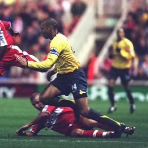 Thierry Henry (Arsenal) George Boateng and Lee Cattermole (Middlesbrough) Middlesbrough 1