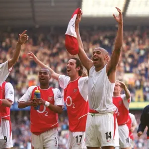 Thierry Henry, Ashley Cole and Edu (Arsenal) celebrate at the end of the match Thierry Henry, Ashley Cole and Edu (Arsenal) celebrate at the end of the match
