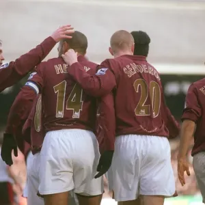 Thierry Henry celebrates scoring Arsenals 1st goal with Alex Hleb Thierry Henry celebrates scoring Arsenals 1st goal with Alex Hleb