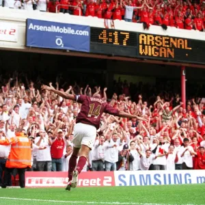 Thierry Henry celebrates scoring Arsenals 3rd goal his 2nd