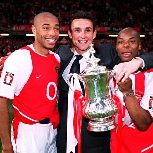 Thierry Henry, Guillaume Warmuz and Sylvain Wiltord (Arsenal) with the FA Cup Trophy