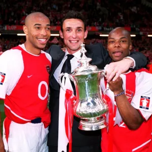 Thierry Henry, Guillaume Warmuz and Sylvain Wiltord (Arsenal) with the FA Cup Trophy