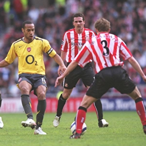 Thierry Henry passes to Cesc Fabregas to score the 2nd Arsenal goal