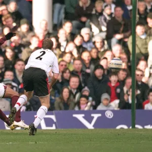 Thierry Henry scores Arsenals 1st goal under pressure from Moritz Volz (Fulham)