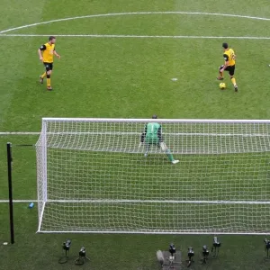 Thierry Henry Scores Stunning Goal Against Blackburn Rovers in Arsenal's 2011-12 Premier League Victory