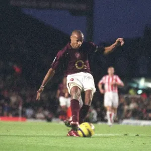 Thierry Henry's Brace: Arsenal's 3-1 Victory Over Sunderland in the FA Premier League, Highbury, London, November 2005 Thierry Henry's Brace: Arsenal's 3-1 Victory Over Sunderland in the FA Premier League, Highbury, London, November 2005