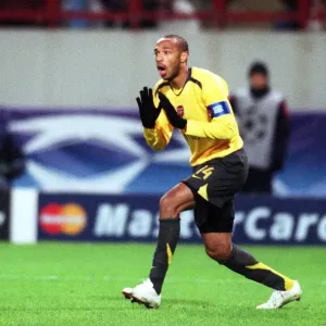 Thierry Henry's Controversial Handball: Arsenal's Heartbreaking Loss to Lokomotiv Moscow