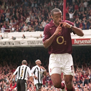 Thierry Henry's Epic Penalty: Arsenal's 2-0 Victory Over Newcastle United, FA Premier League, 2005