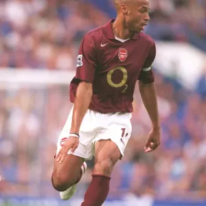 Thierry Henry's Triumph: Arsenal's FA Premier League Victory at Chelsea, 2005 Thierry Henry's Triumph: Arsenal's FA Premier League Victory at Chelsea, 2005