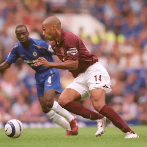 Thierry Henry's Triumph: Arsenal's FA Premier League Victory at Stamford Bridge (2005) Thierry Henry's Triumph: Arsenal's FA Premier League Victory at Stamford Bridge (2005)