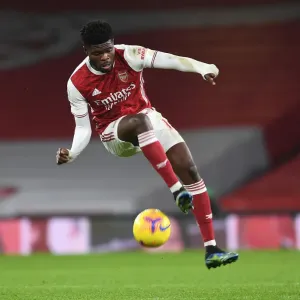 Thomas Partey in Action: Arsenal vs Crystal Palace at Emirates Stadium - 2021 Premier League Behind-Closed-Doors Match