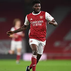 Thomas Partey in Action: Arsenal vs Manchester United (2020-21) - Emirates Stadium During Pandemic Restrictions