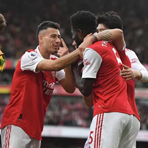Thomas Partey and Gabriel Martinelli Celebrate Arsenal's Fourth Goal vs. Nottingham Forest (2022-23)