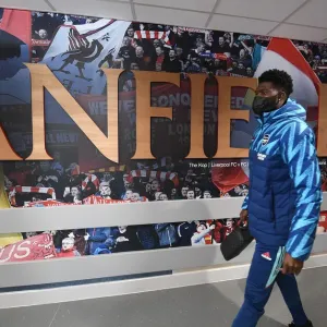 Thomas Partey Gears Up: Liverpool vs Arsenal, Premier League 2021-22