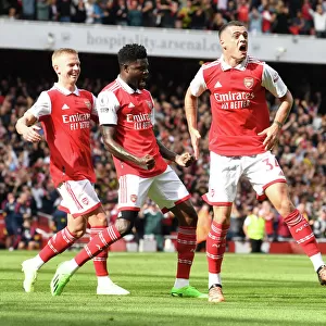 Thomas Partey's Goal Celebration: Arsenal's Triumph Over Tottenham in the 2022-23 Premier League