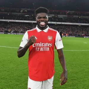 Thomas Partey's Triumphant Moment: Arsenal's Euphoric Victory Over Manchester United (2022-23)